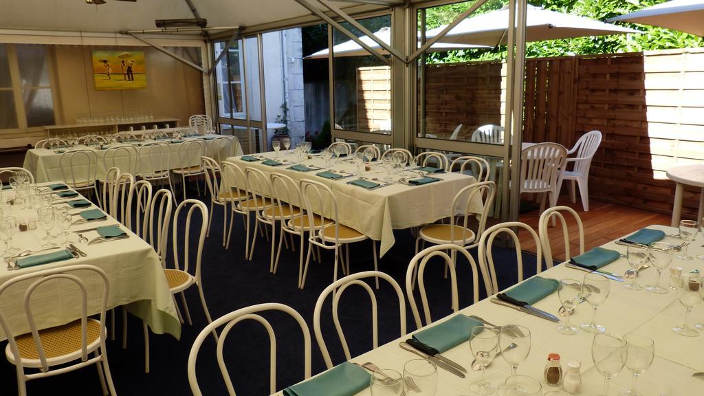 Hotel Restaurant "Le Relais" Courtenay  Zewnętrze zdjęcie